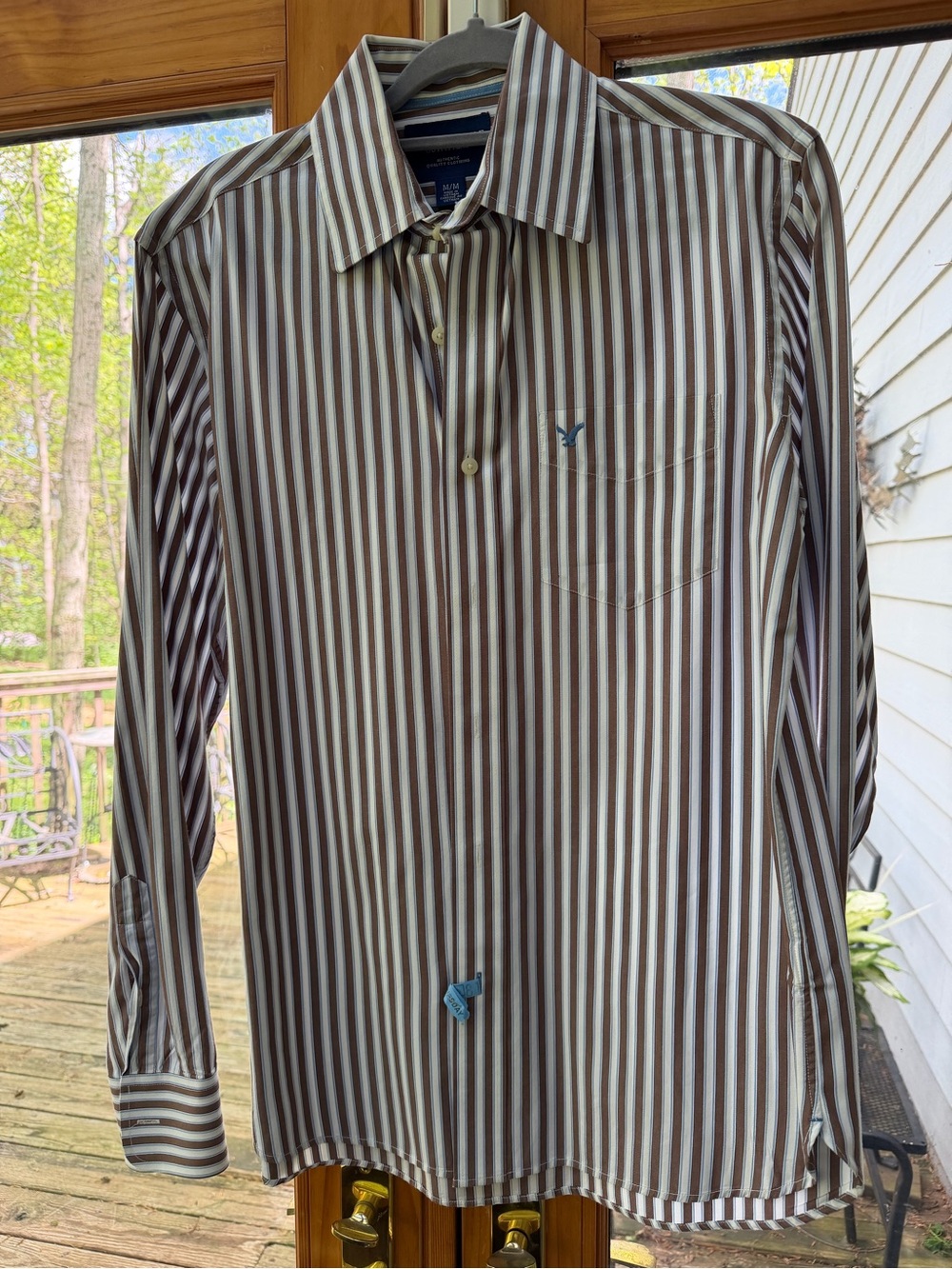 Men’s sz M American Eagle Outfitters striped shirt
